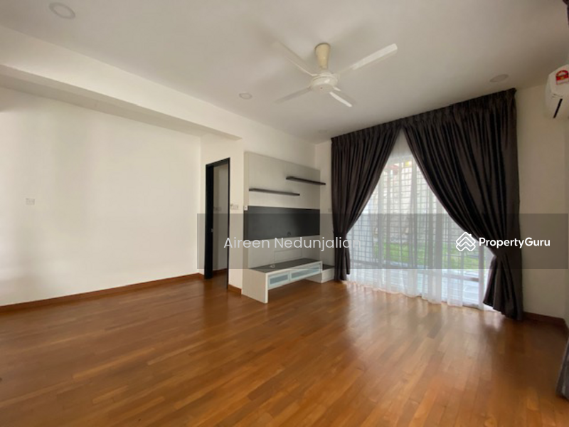 For Sale - Bungalow at Bandar Puteri Puchong