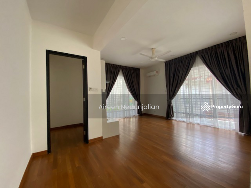 For Sale - Bungalow at Bandar Puteri Puchong