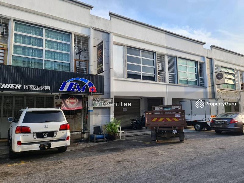 For Rent - Ground Floor Shop Lot for Rent at Taman Dutamas