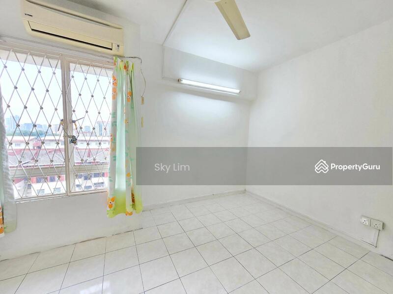 For Sale - Le Jardine Condominium