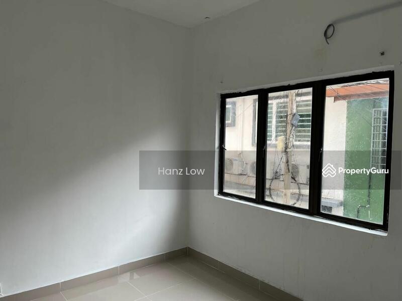 For Rent - (Renovated + Ready Move in) 3 Sty Taman Cheras Utama @ Cheras