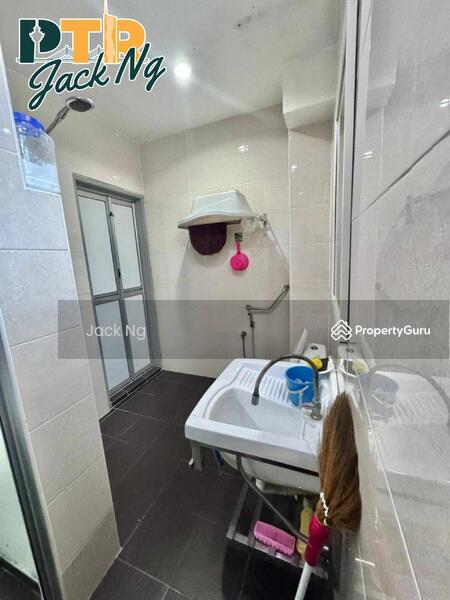 Untuk Dijual - 2-storey Terrace House at Kampung Benggali