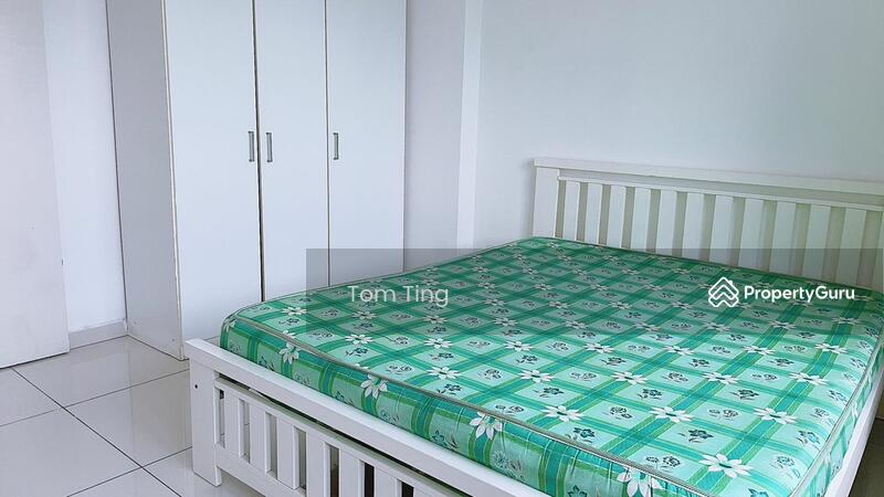 Untuk Disewa - Avenue D'Vogue