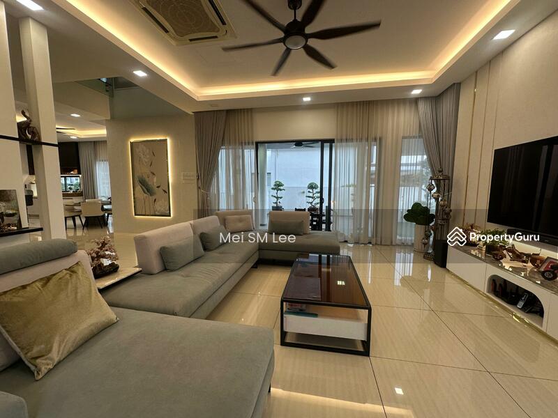 Twin Palms, Sungai Long Living Room