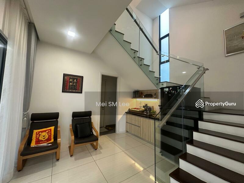 Twin Palms, Sungai Long Living Room
