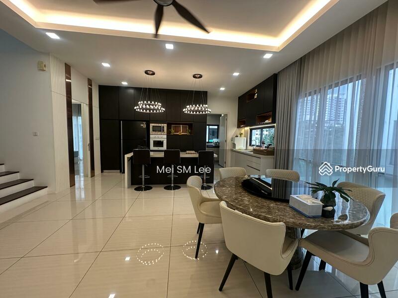 Twin Palms, Sungai Long Kitchen