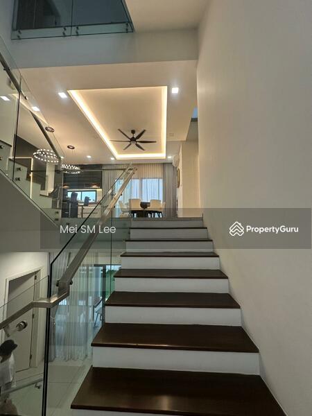Twin Palms, Sungai Long 