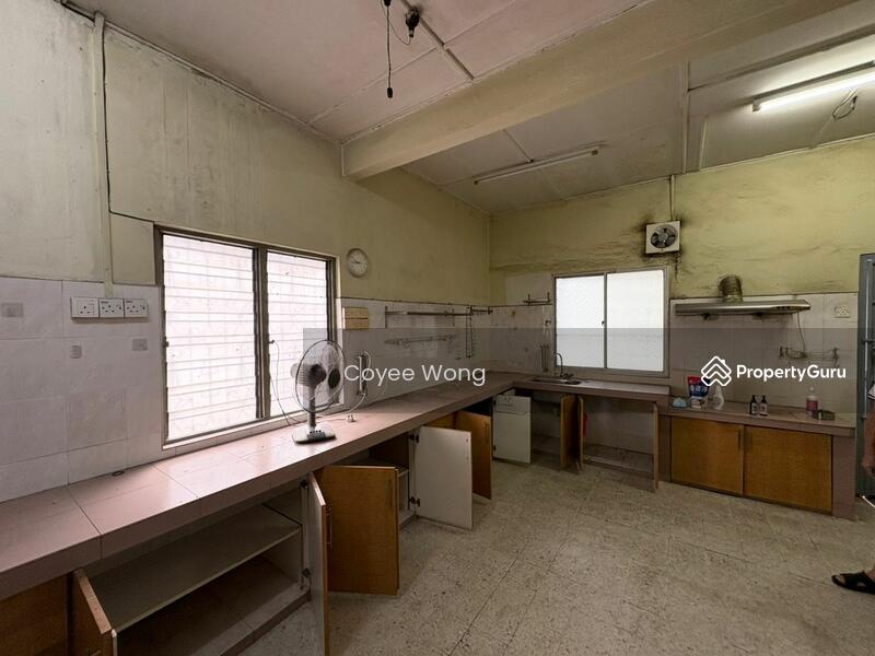 For Sale - Kepong Baru, 1sty End Lot, Freehold, Taman Petaling Kepong