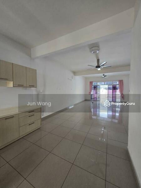 For Rent - Taman Molek Tamans Moleks