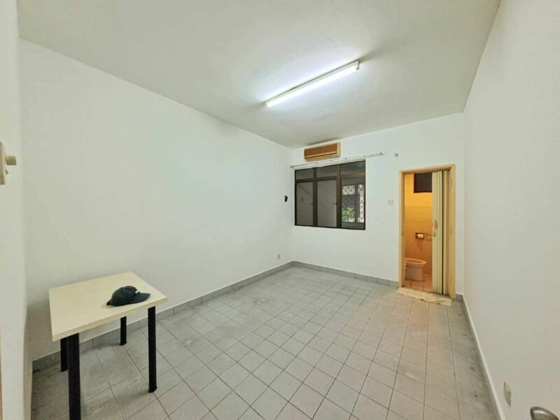 For Rent - Terraced House at Bandar Utama 10