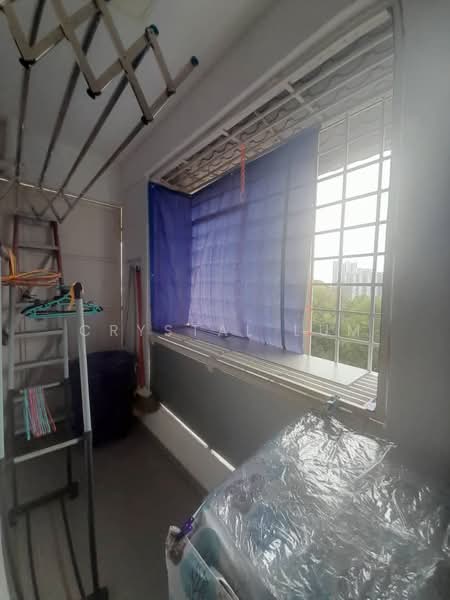 Kondominium untuk Dijual di Kestana - Crystal Lum - Balcony - PropertyGuru.com.my