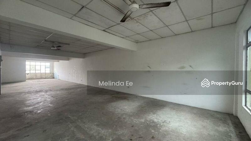 For Sale - Ulu Tiram Taman Bukit Tropika Nice Design 2 Storey Shoplot Hot Area