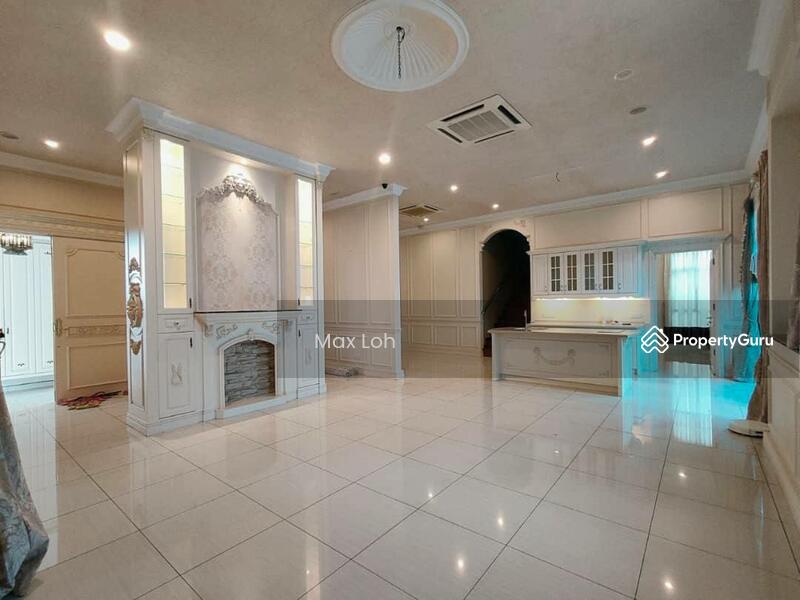 For Sale - Bukit Indah Semi D For Sale