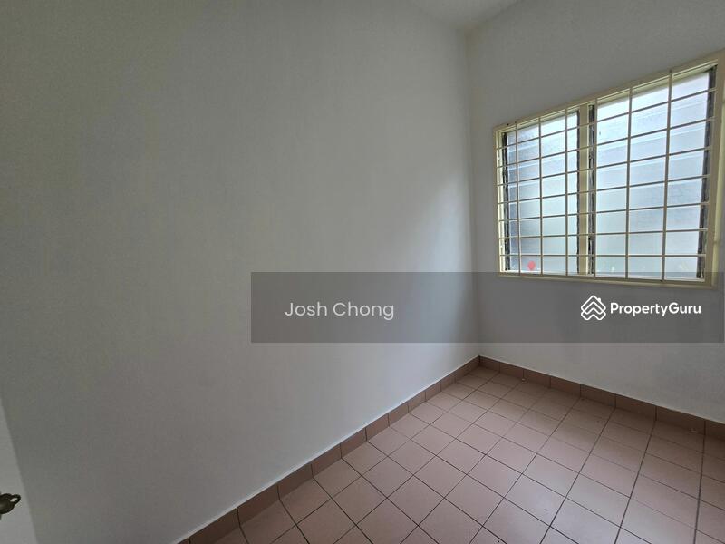 For Sale - Terraced House at TAMAN PUCHONG UTAMA