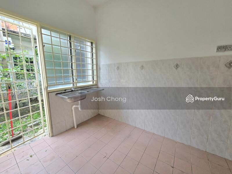 For Sale - Terraced House at TAMAN PUCHONG UTAMA