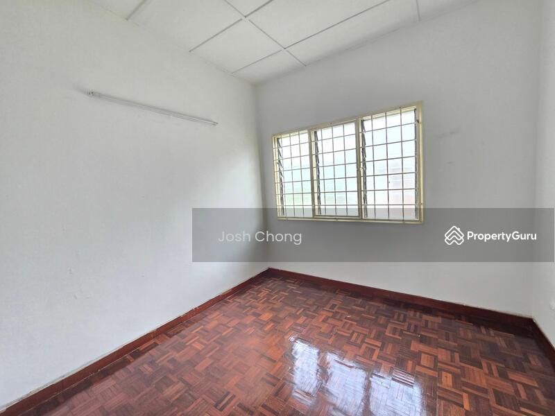 For Sale - Terraced House at TAMAN PUCHONG UTAMA