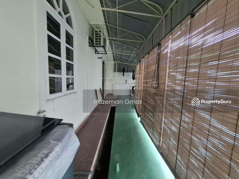 Untuk Dijual - [2882 sqft - Extra Land] 2-Storey Jalan Carey (Seksyen 1A) Petaling Jaya