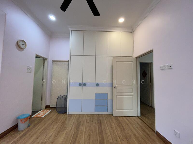 For Sale - DOUBLE STOREY SEMI D SAFFRON @ SEREMBAN 2