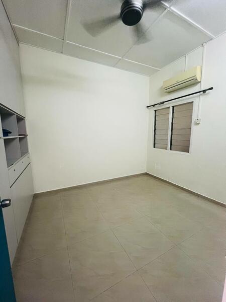 Untuk Disewa - Tun Aminah Single Storey