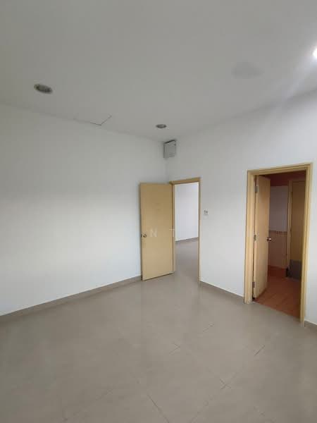 Semi-Detached House for Sale in Seri Aman Heights (Sungai Buloh) - Vincent Goh - Interior - PropertyGuru.com.my