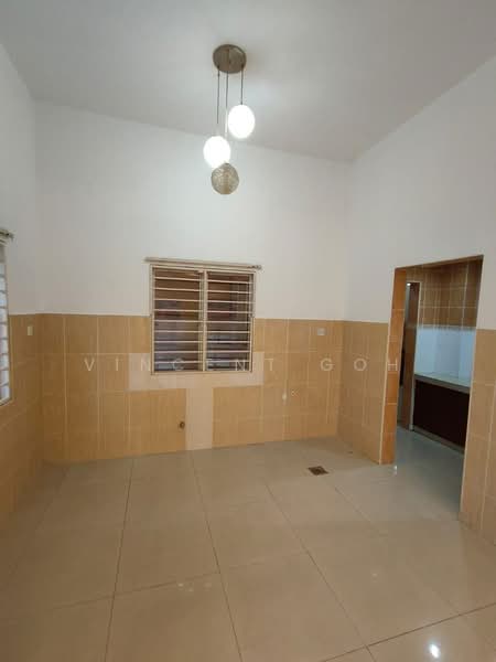 Semi-Detached House for Sale in Seri Aman Heights (Sungai Buloh) - Vincent Goh - Kitchen - PropertyGuru.com.my