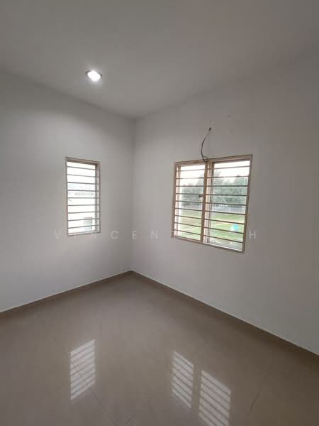 Semi-Detached House for Sale in Seri Aman Heights (Sungai Buloh) - Vincent Goh - Interior - PropertyGuru.com.my