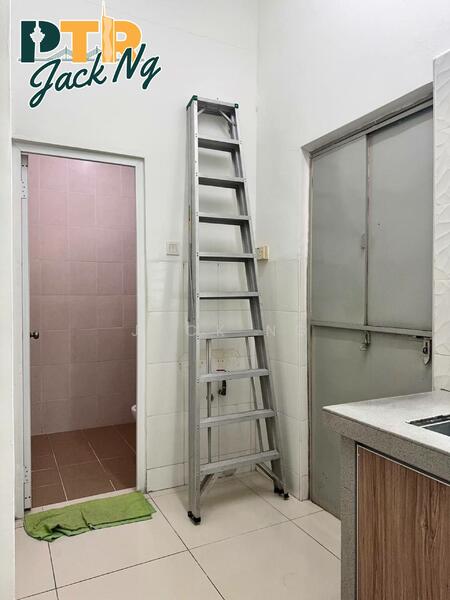 For Rent - Maple Residence