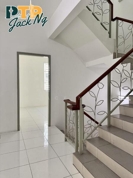 For Rent - Maple Residence