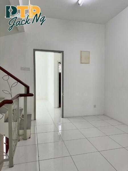 For Rent - Maple Residence