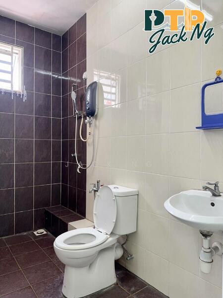 For Rent - Maple Residence