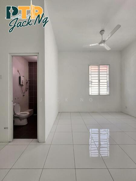 For Rent - Maple Residence