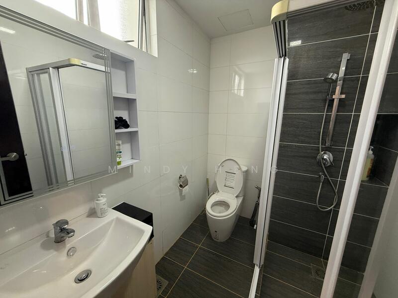 For Rent - Molek Pulai