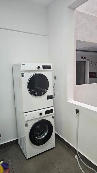 For Rent - Molek Pulai