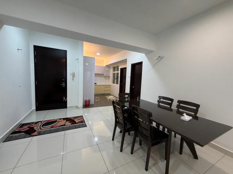 For Rent - Molek Pulai