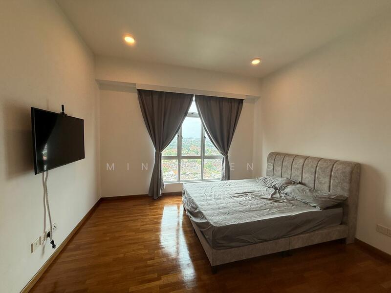 For Rent - Molek Pulai