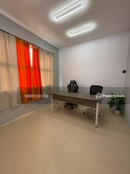For Rent - Johor Bahru Taman Setia Tropika Fully Furnished Office Room