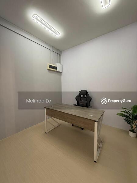 For Rent - Johor Bahru Taman Setia Tropika Fully Furnished Office Room