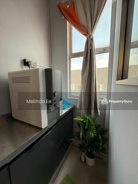 For Rent - Johor Bahru Taman Setia Tropika Fully Furnished Office Room