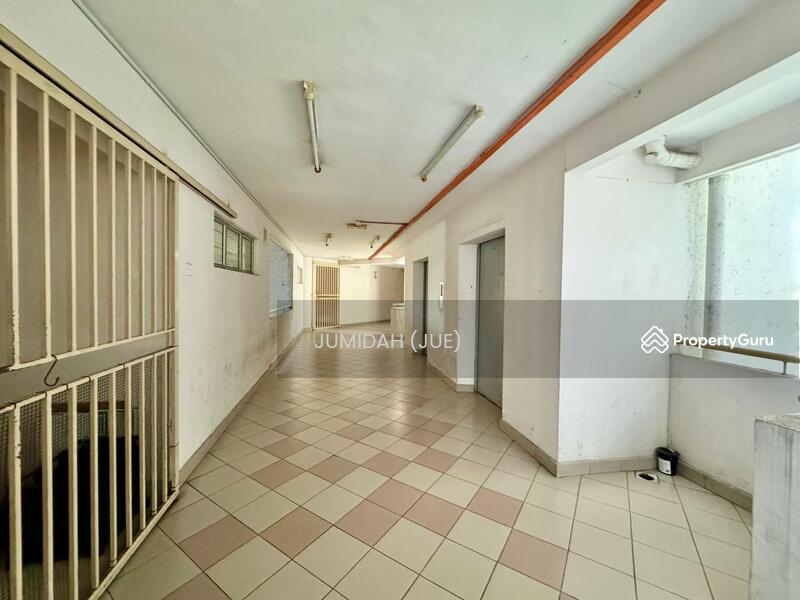 Fully grill Condominium Magnaville Selayang, Batu Caves
