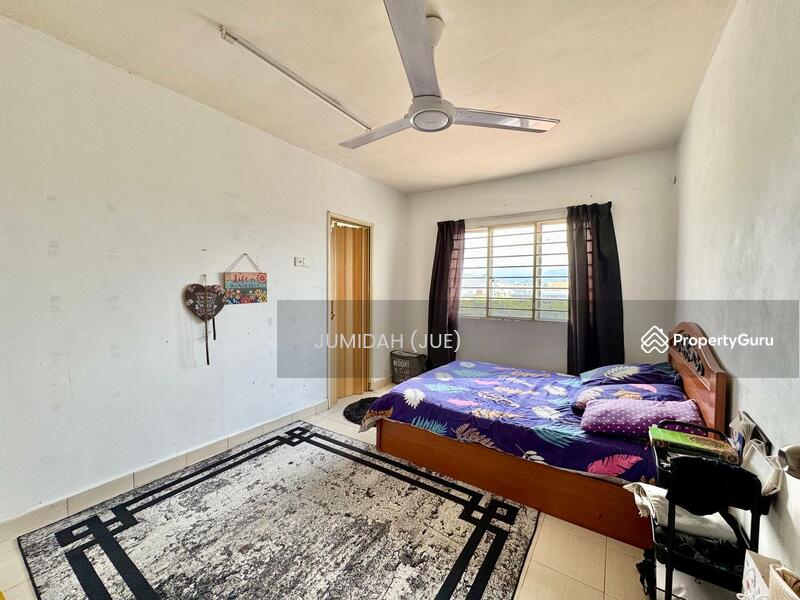 Fully grill Condominium Magnaville Selayang, Batu Caves