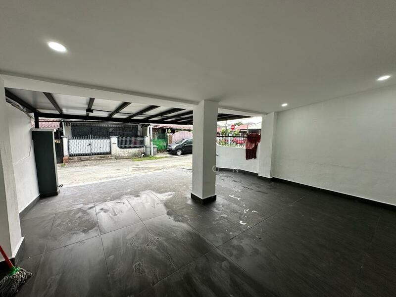 For Sale - Taman Ungku Tun Aminah