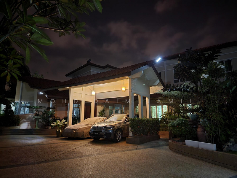 For Sale - FOR SALE – GARDEN BUNGALOW @ SEKSYEN 13, SHAH ALAM