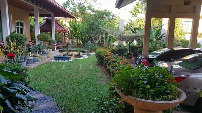 Untuk Dijual - FOR SALE – GARDEN BUNGALOW @ SEKSYEN 13, SHAH ALAM