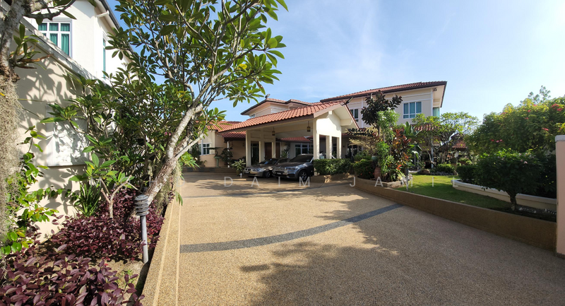 Untuk Dijual - FOR SALE – GARDEN BUNGALOW @ SEKSYEN 13, SHAH ALAM
