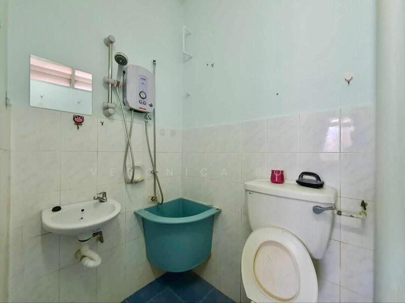 Untuk Dijual - Medan Hikmat