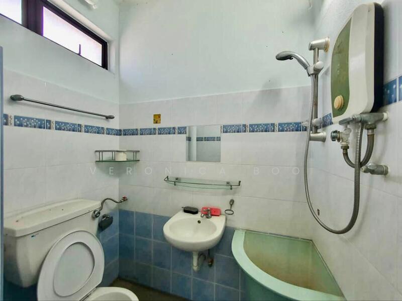 Untuk Dijual - Medan Hikmat