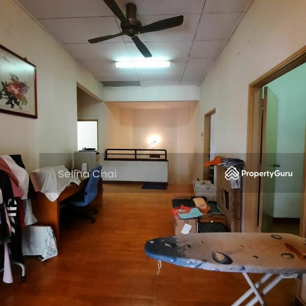 Terraced House at Bukit Jelutong untuk Untuk Dijual - RM 1,450,000, Mac 2026 - PropertyGuru.com.my