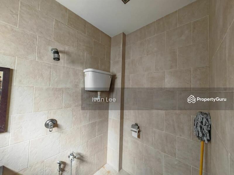 For Sale - 2-storey Terrace House at Taman Paramount