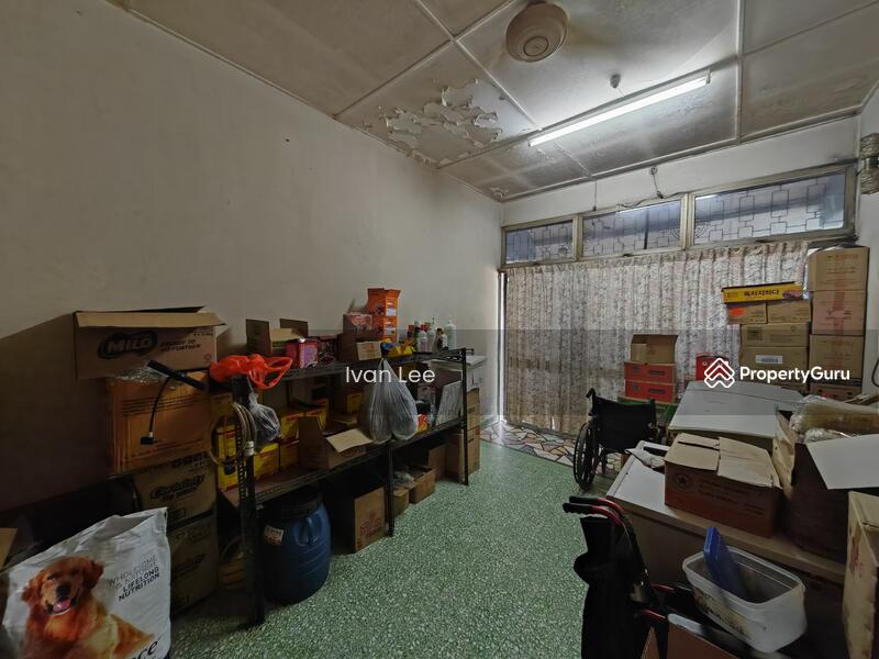 For Sale - PJ Section 19, Sekseyn 19 Single-Storey Terraced House