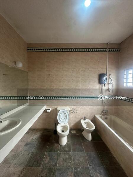 For Sale - Semi-Detached House at Seksyen 19